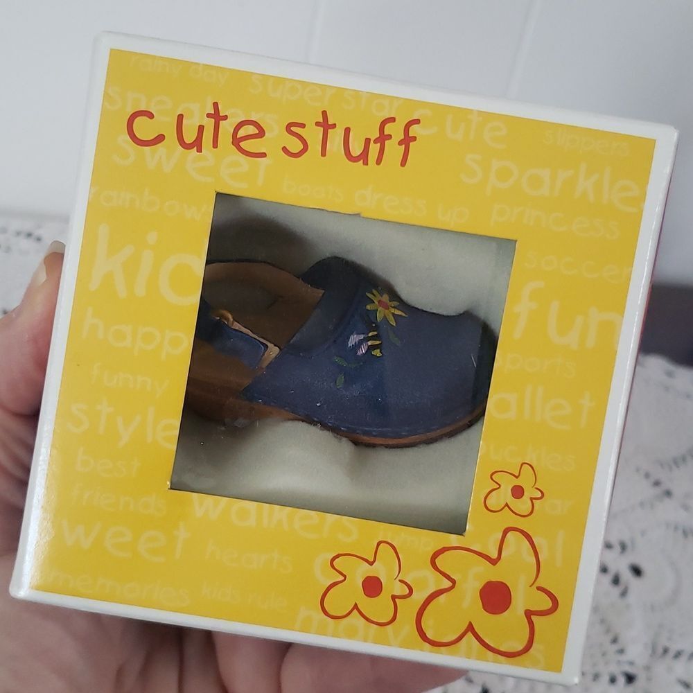 Vintage 2004 'Just the Right Shoe' Collectible Miniature "Cute Stuff" by Raine